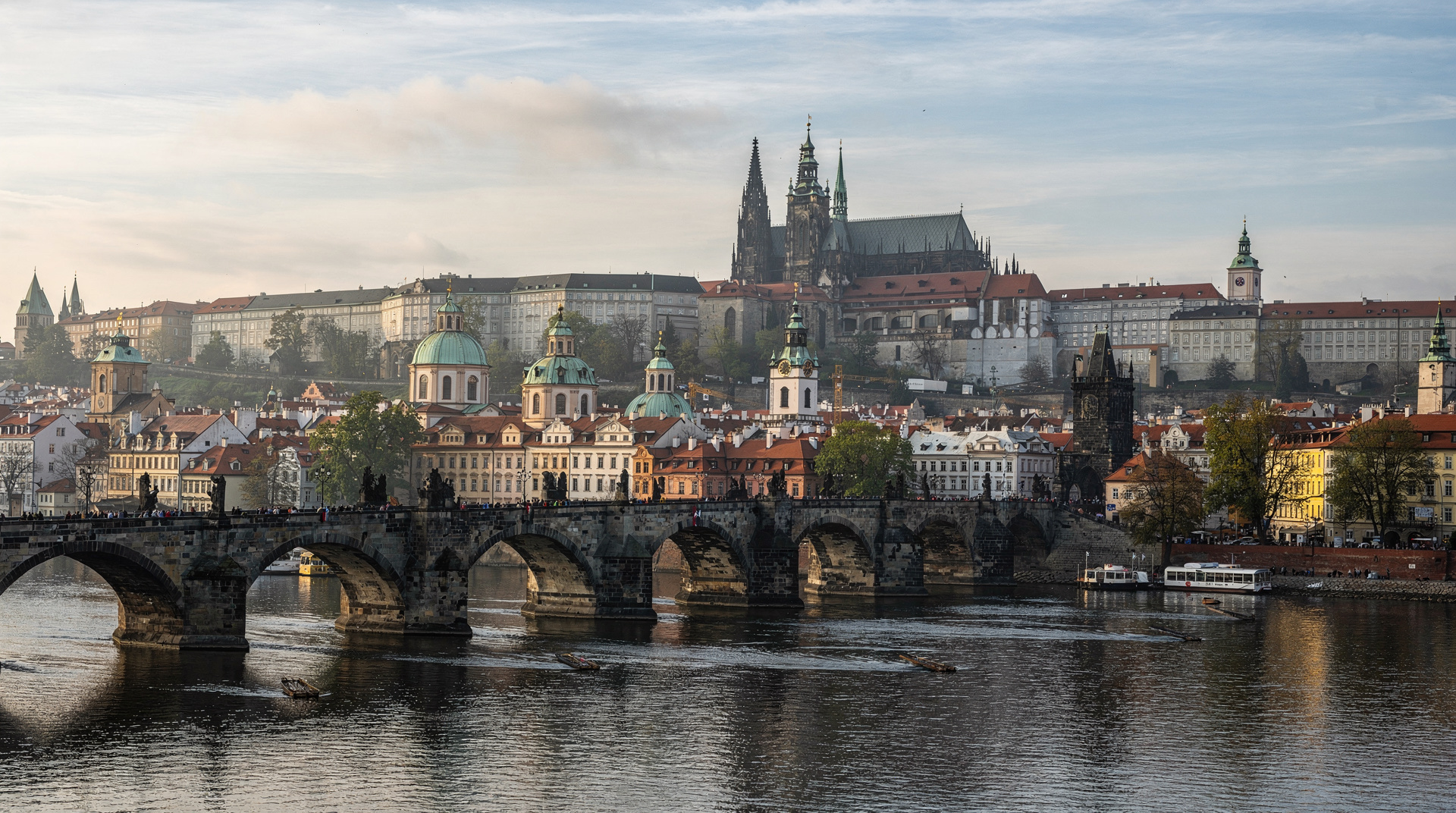 Vienna vs Prague: an honest comparison after 15 visits combined — An honest Vienna vs Prague comparison: size, cost, food, architecture, crowds, d