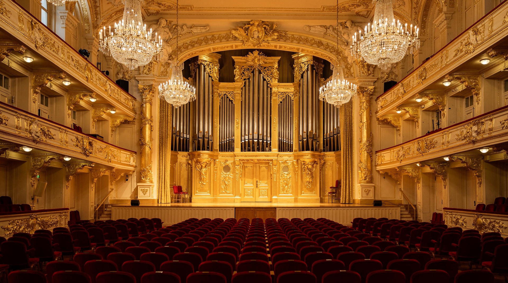 Vienna: Classical Concert in the Musikverein (Four Seasons + Mozart)