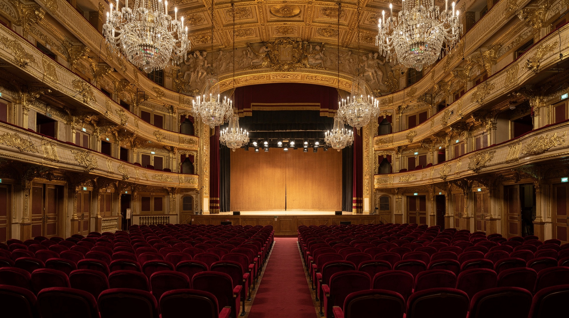 Classical music — Musikverein, Staatsoper, Kursalon Strauss, Schönbrunn Orangery — which concert i