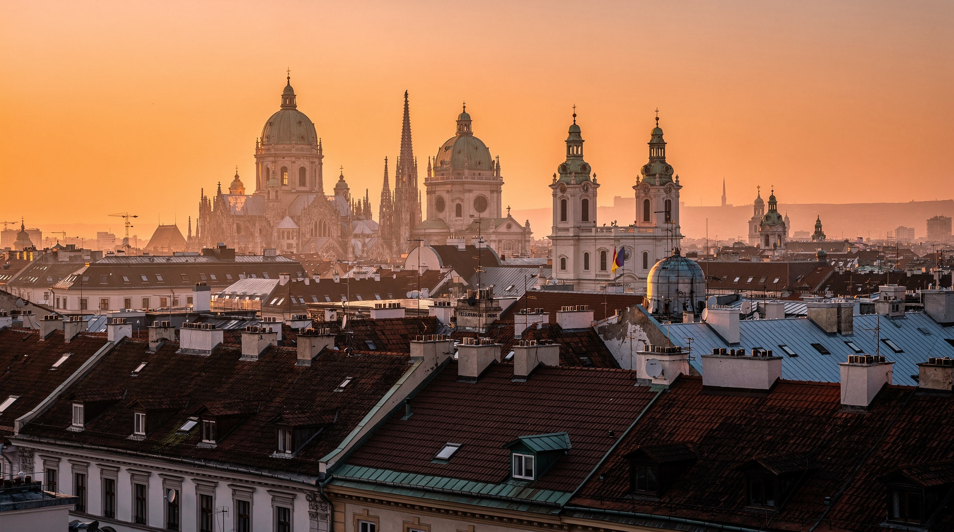 Vienna photography spots: the best locations and when to shoot — The best photography spots in Vienna: Schönbrunn Gloriette, Belvedere gardens, N