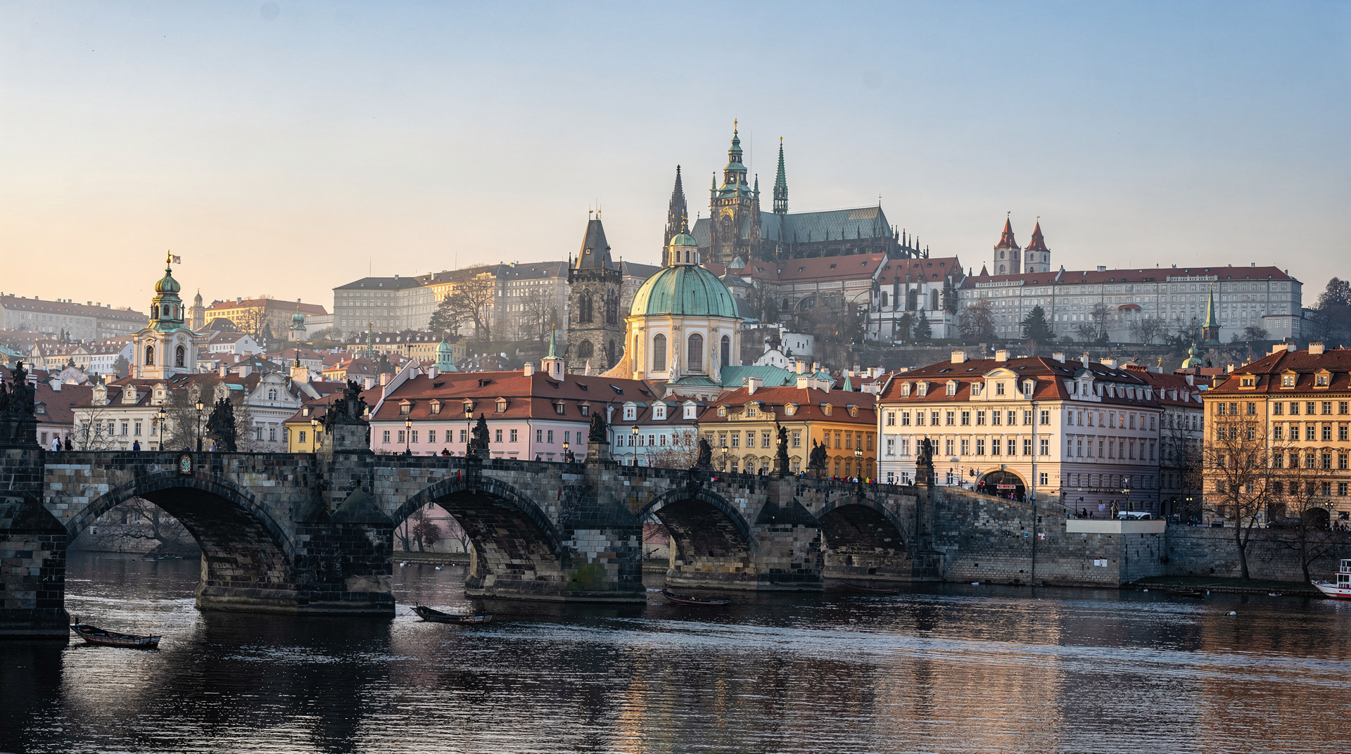 Vienna to Prague overland: a 7-day route via Český Krumlov — 7 days — easy — mid-range