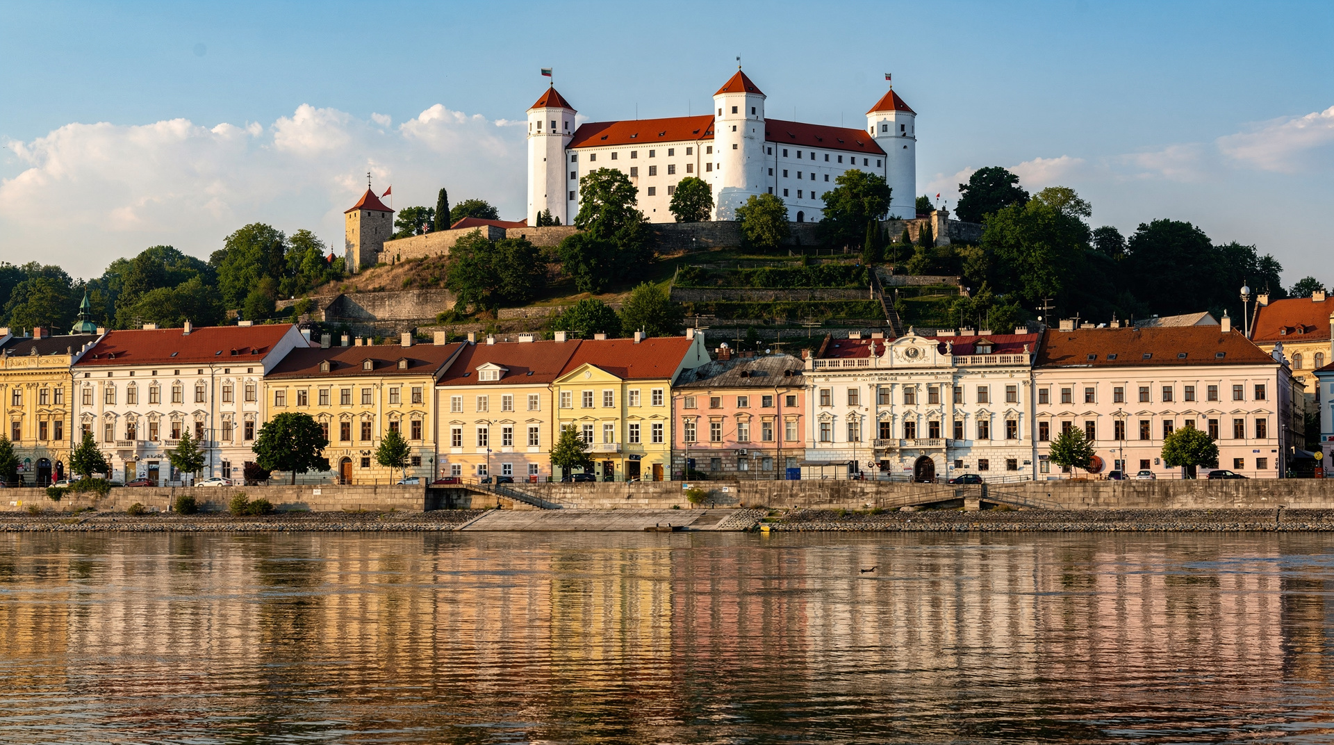 Bratislava day trip from Vienna: tour review, alternatives, and honest verdict — Honest review of Bratislava day trip tours from Vienna: speedboat vs bus, half-d