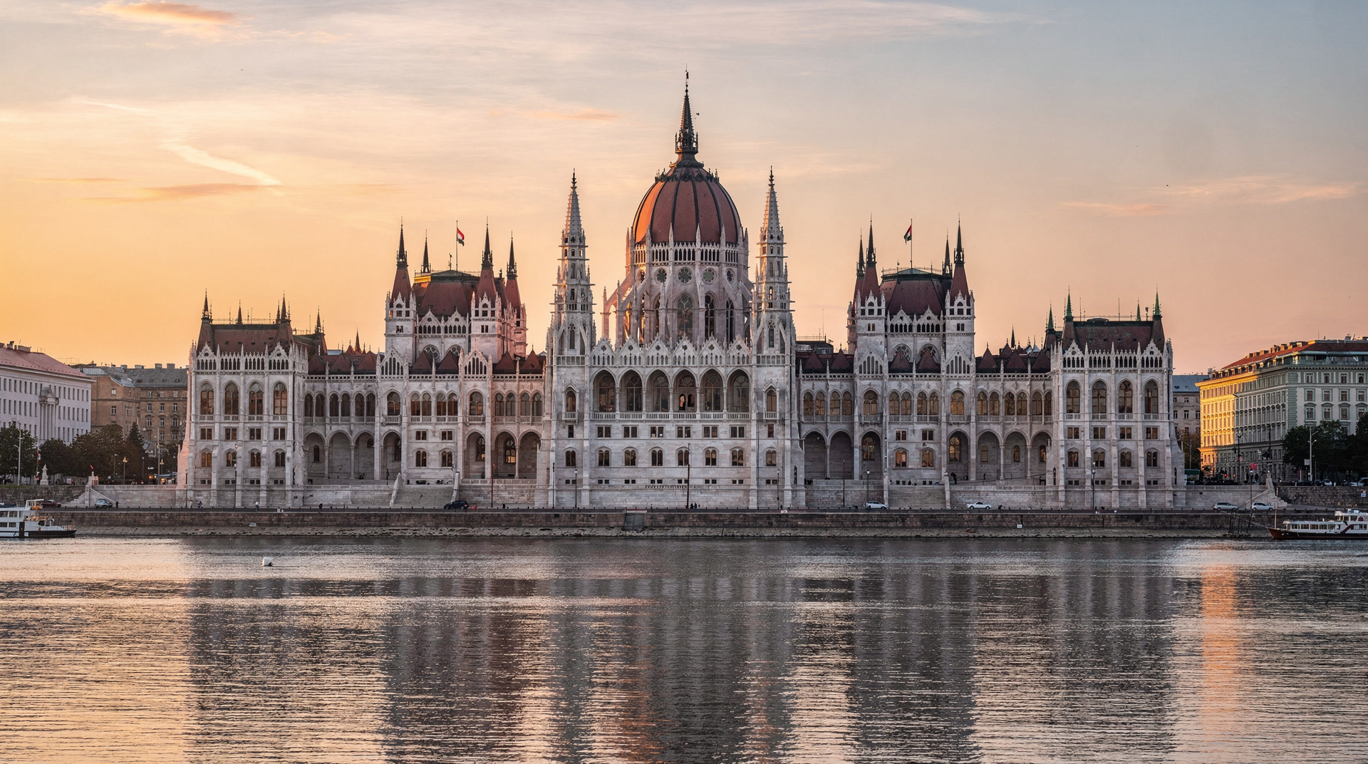 Budapest day trip from Vienna: tour review, train alternative, and honest verdict